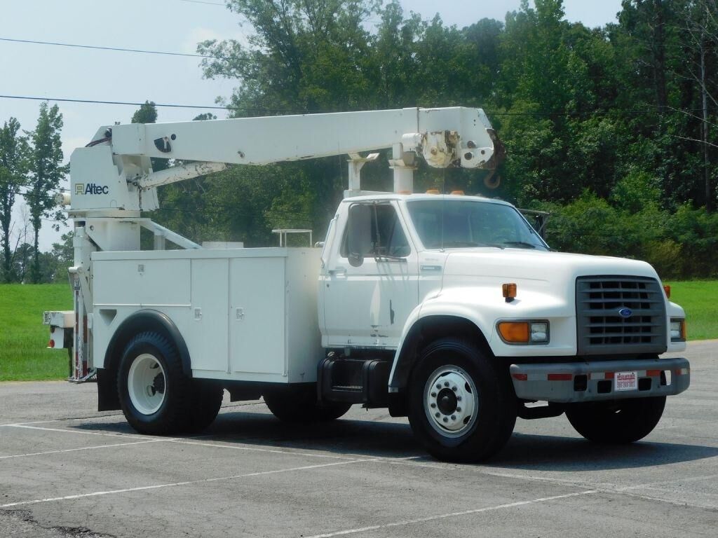 1995 FORD F-700