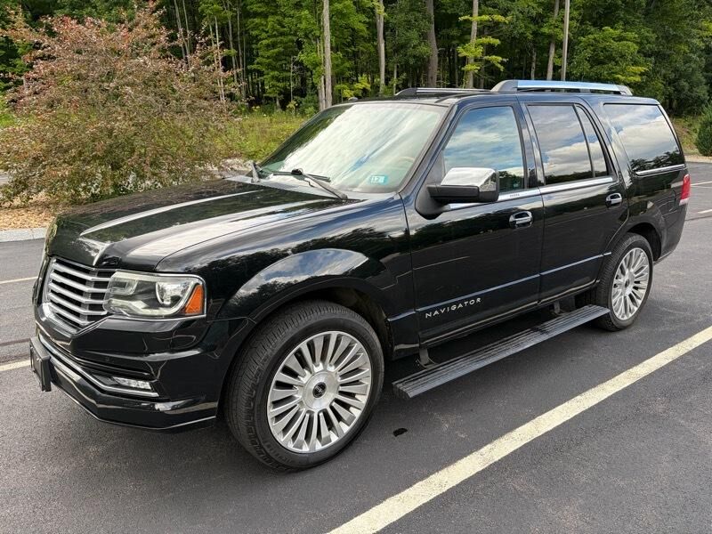 2017 LINCOLN Navigator