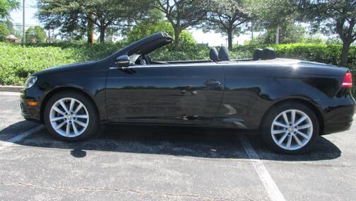 2012 VOLKSWAGEN Eos
