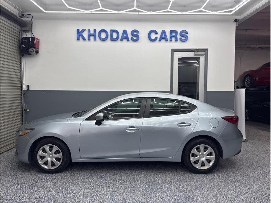 2018 MAZDA Mazda3