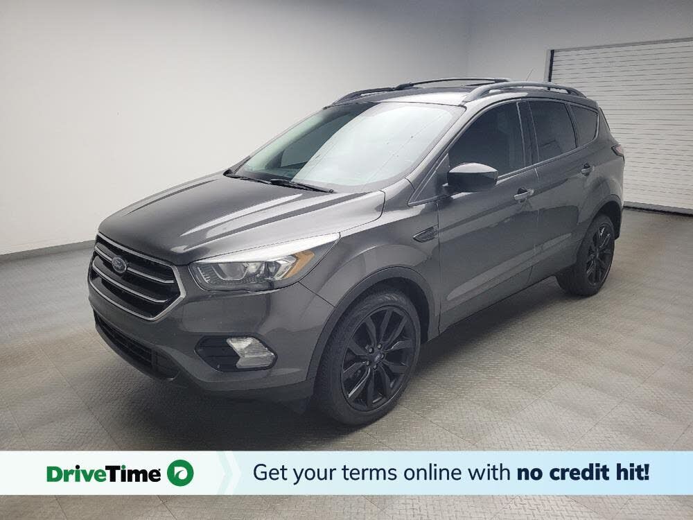 2017 FORD Escape