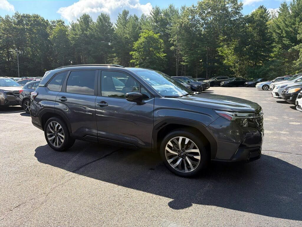 2025 SUBARU Forester