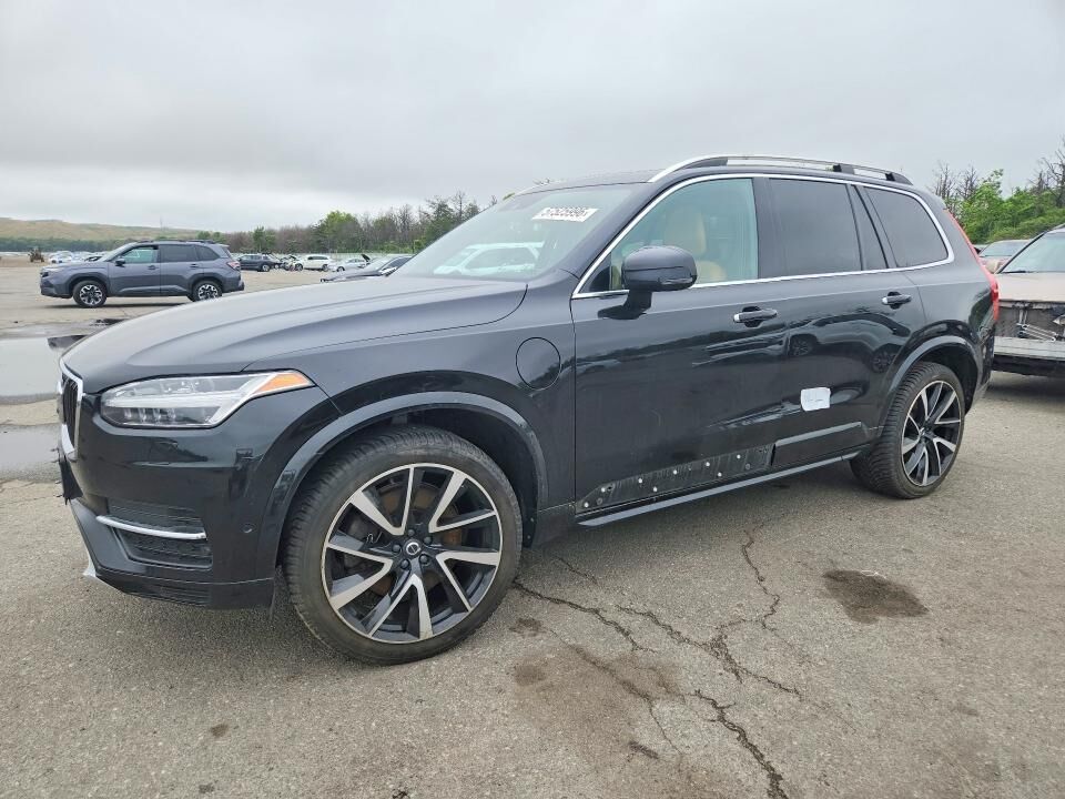 2018 VOLVO XC90