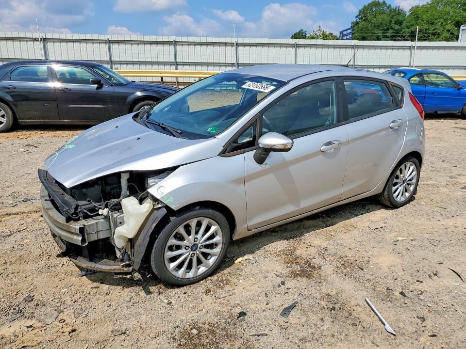 2014 FORD Fiesta
