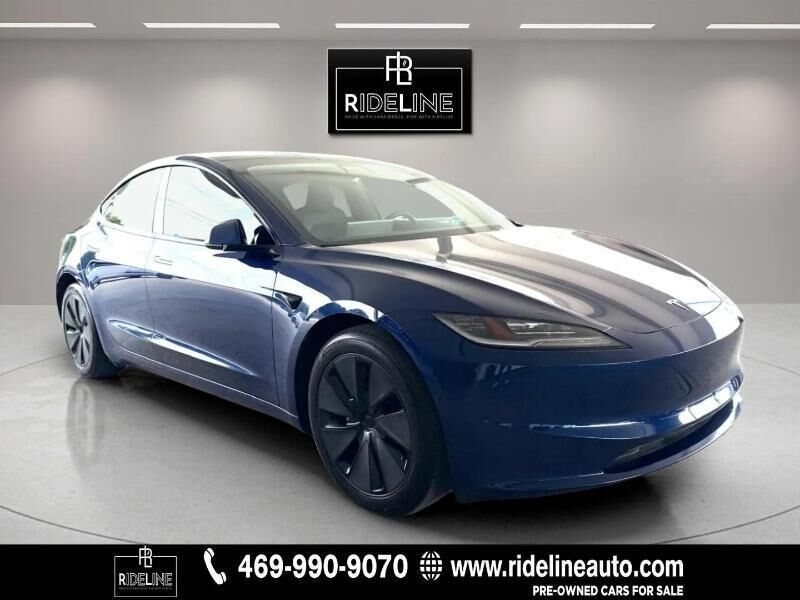 2024 TESLA Model 3