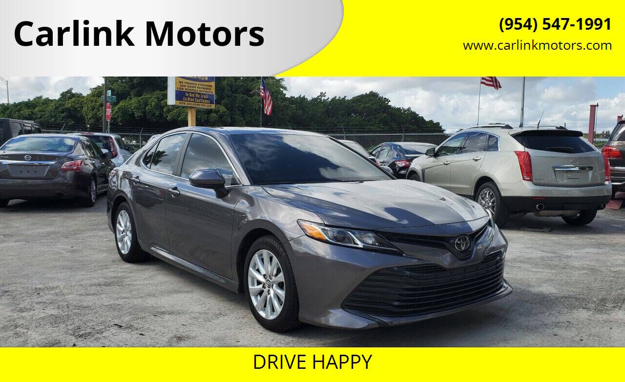 2018 TOYOTA Camry