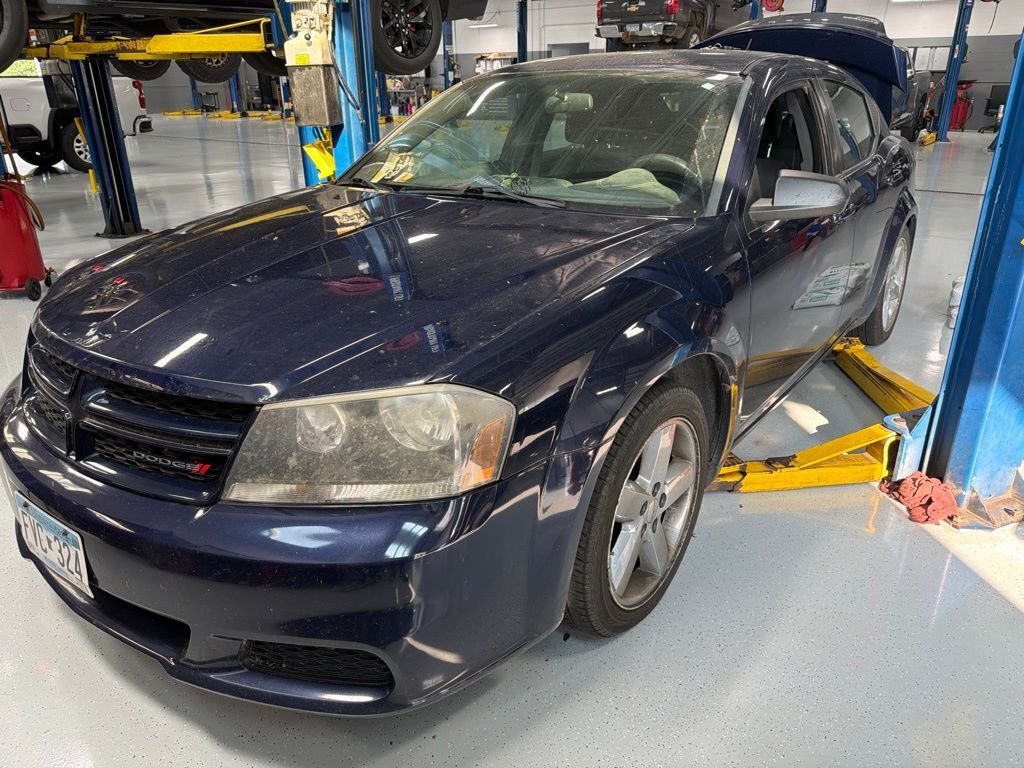 2014 DODGE Avenger
