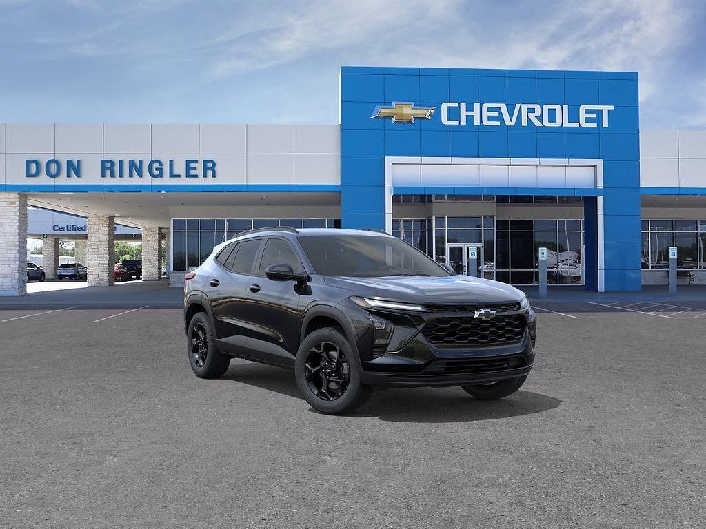 2026 CHEVROLET Trax