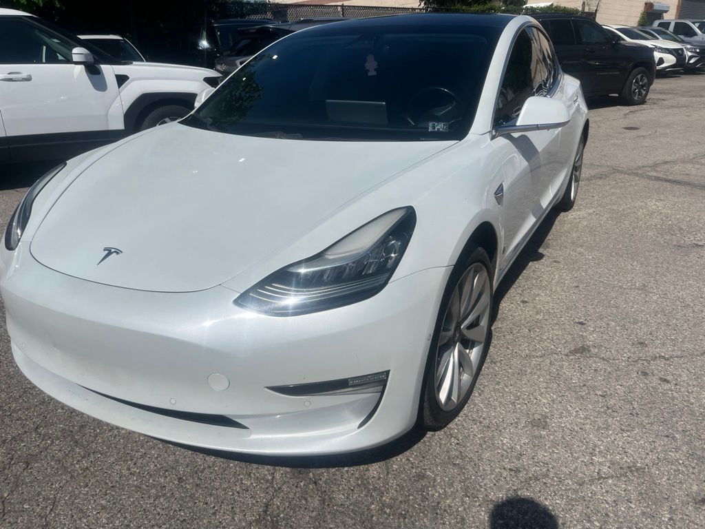 2018 TESLA Model 3