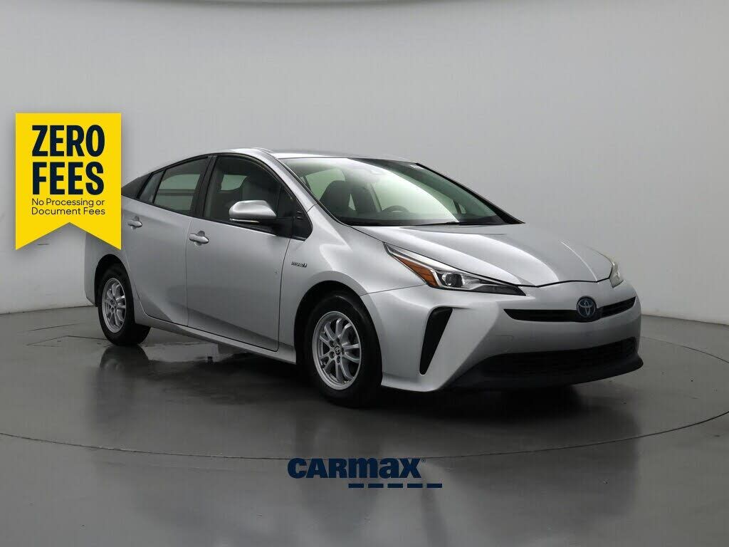 2019 TOYOTA PRIUS