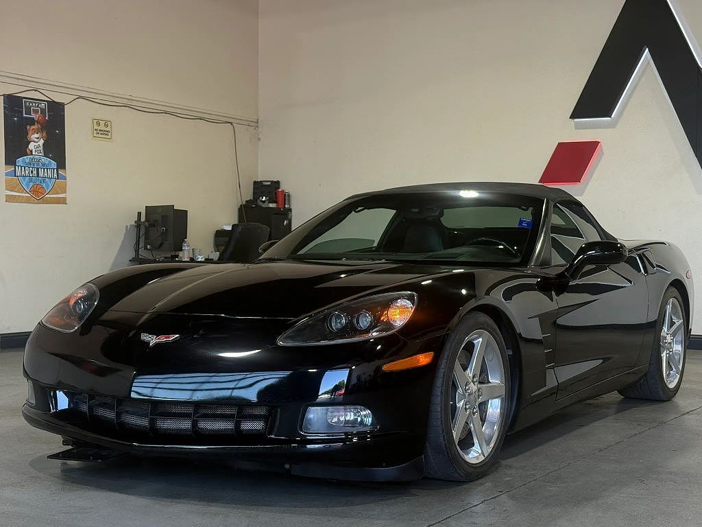 2005 CHEVROLET Corvette