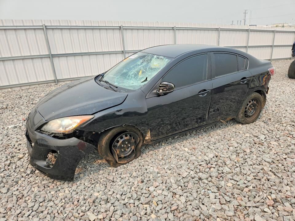 2013 MAZDA Mazda3