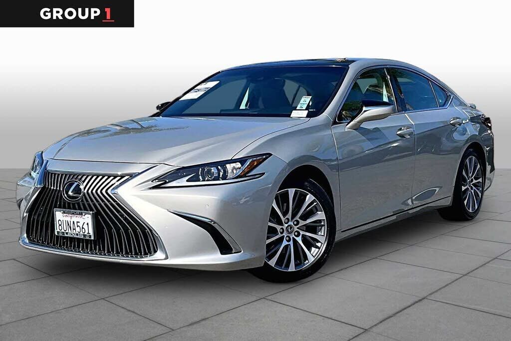 2021 LEXUS ES