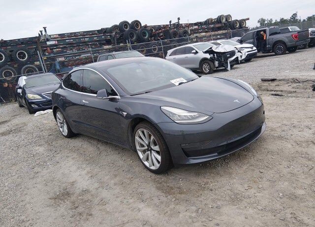 2018 TESLA Model 3