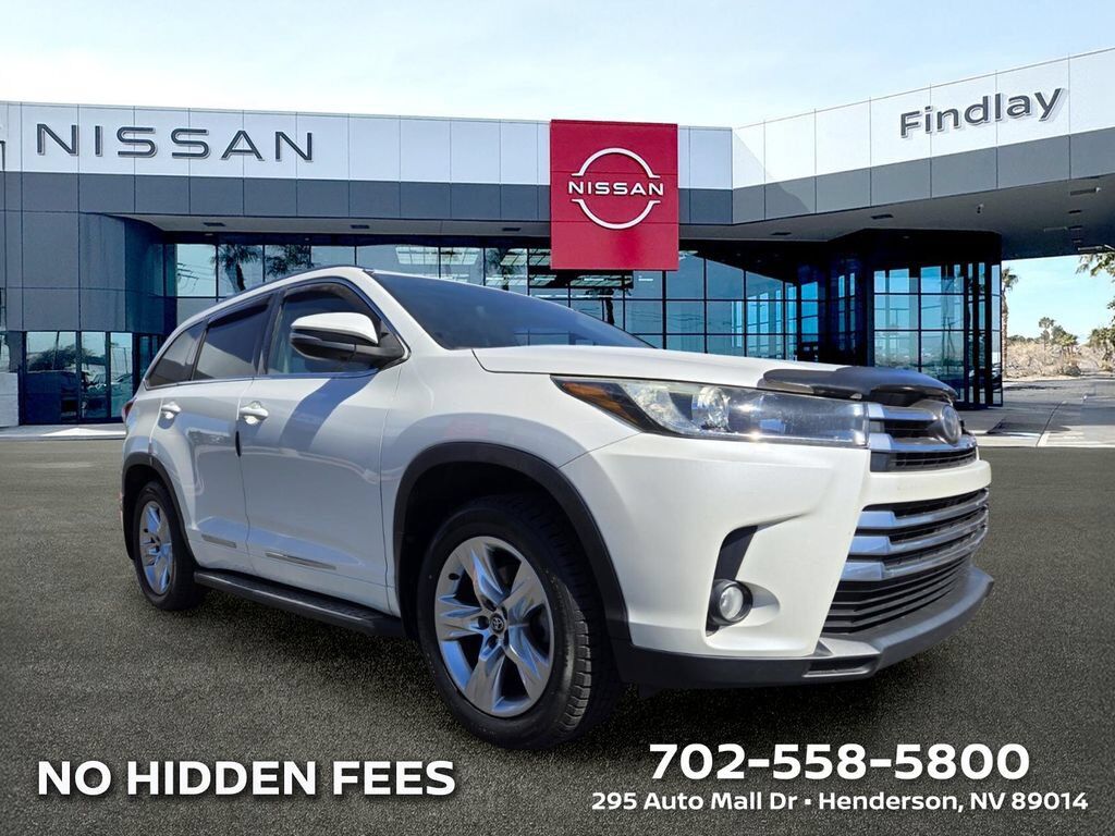 2017 TOYOTA Highlander