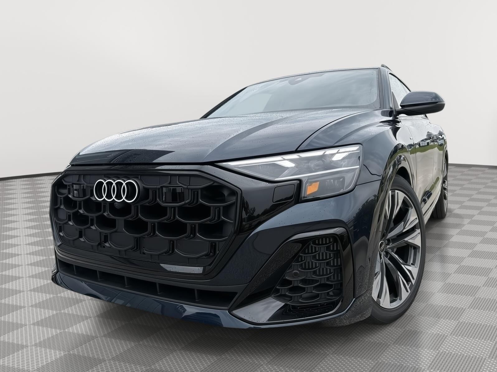2026 AUDI Q8