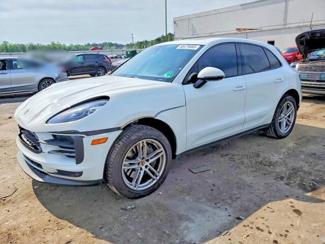2021 PORSCHE Macan