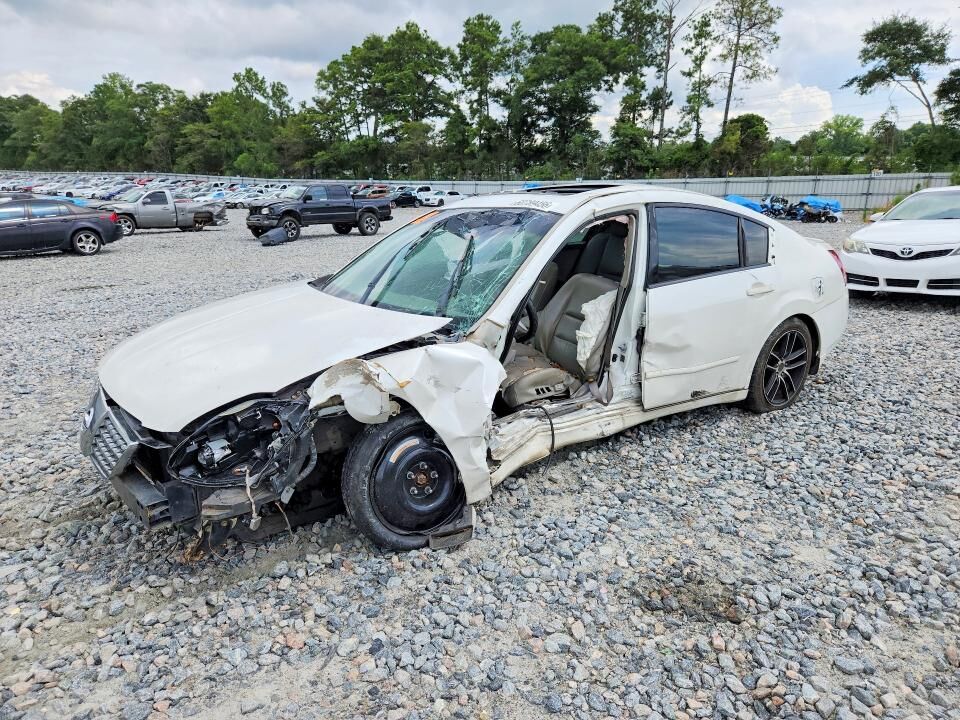 2004 NISSAN Maxima