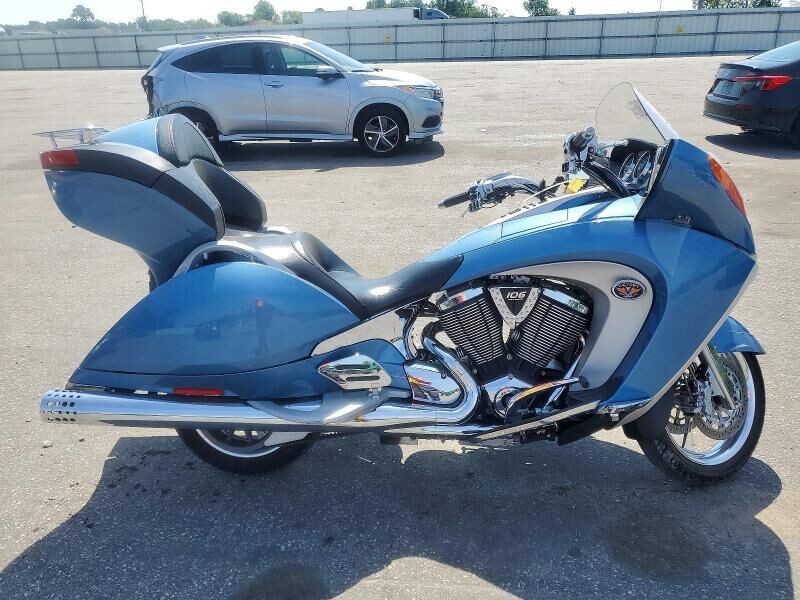 2009 VICTORY Vision