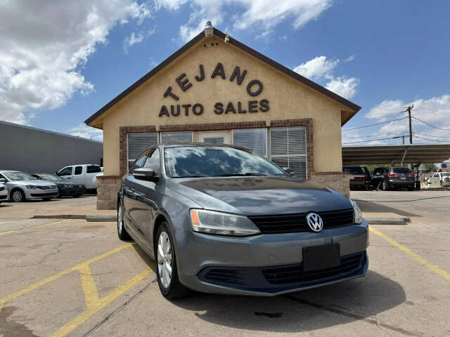 2012 VOLKSWAGEN Jetta