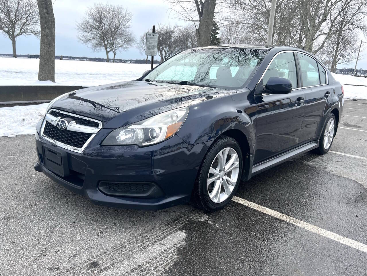 2013 SUBARU Legacy