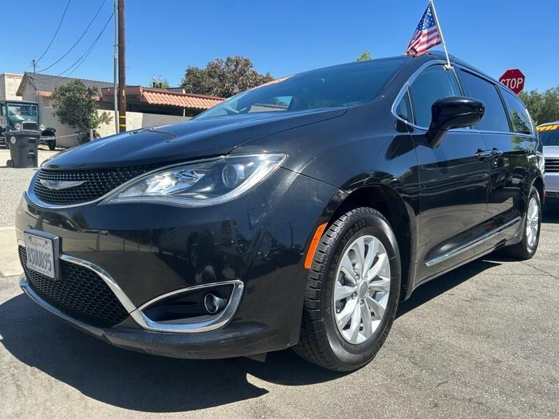 2019 CHRYSLER Pacifica