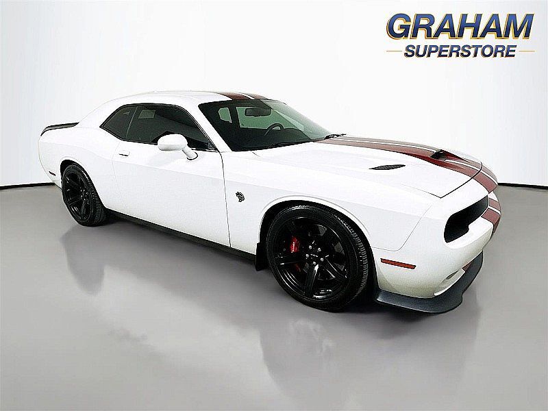2017 DODGE Challenger