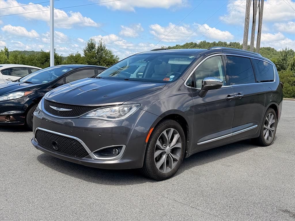 2017 CHRYSLER Pacifica
