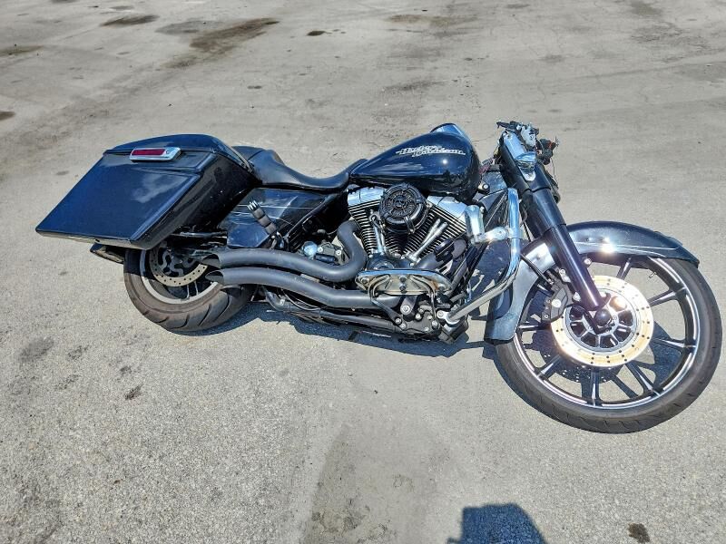2015 HARLEY DAVIDSON Street Glide