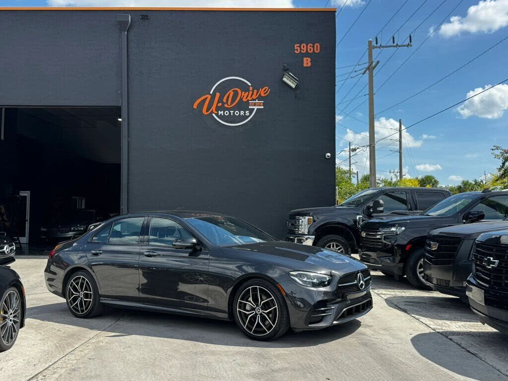 2022 MERCEDES-BENZ E-Class