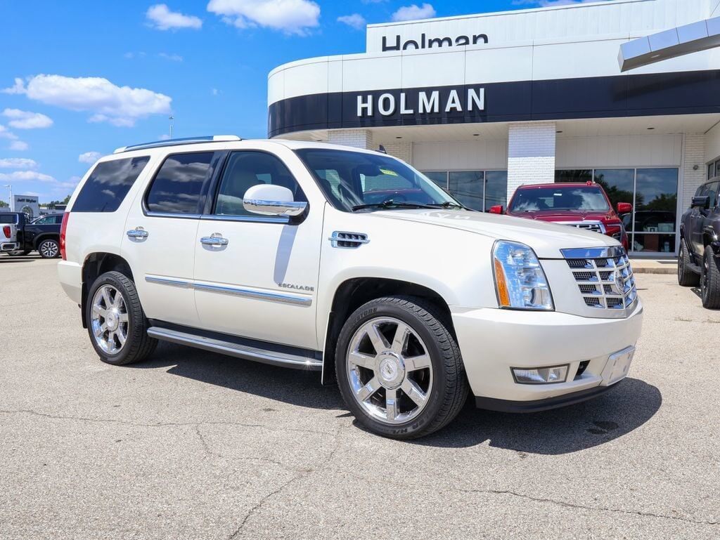 2011 CADILLAC Escalade