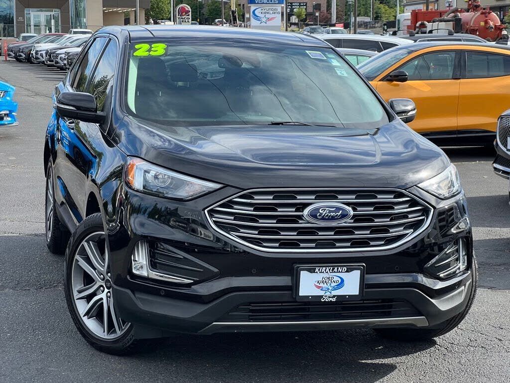 2023 FORD Edge