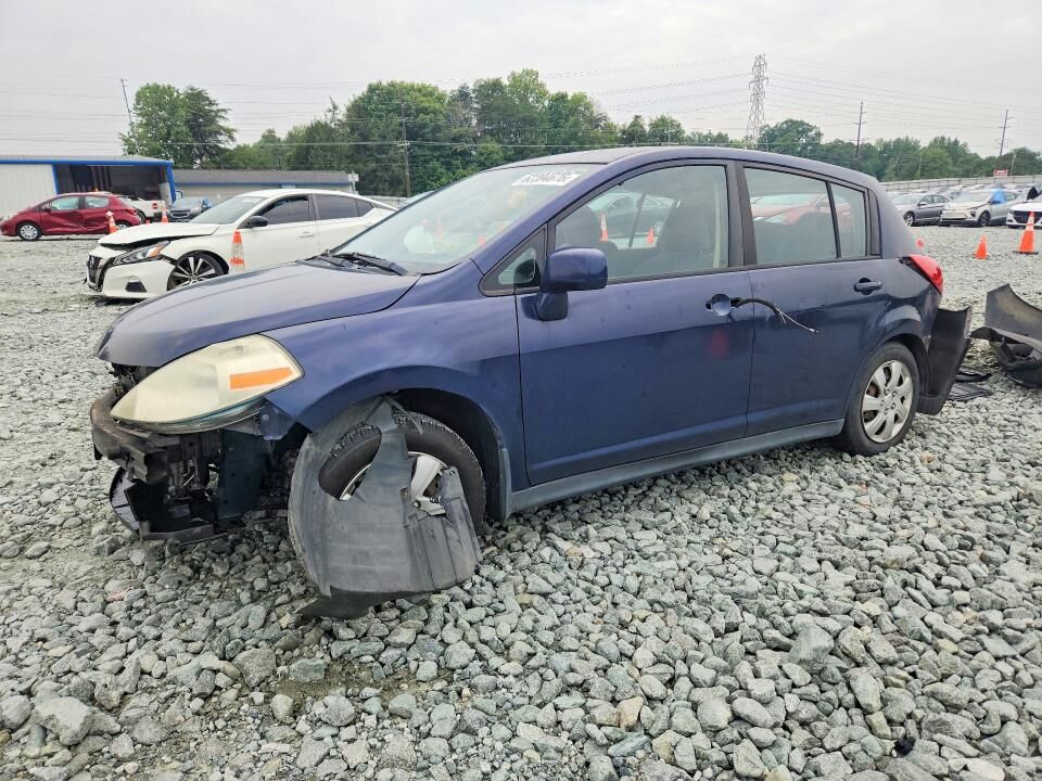 2009 NISSAN Versa