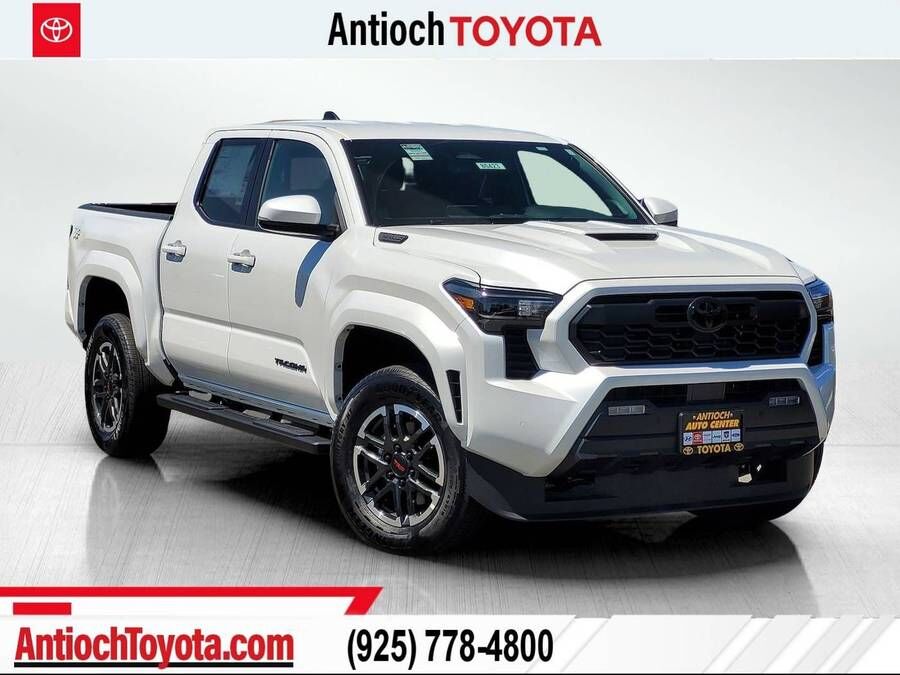 2026 TOYOTA Tacoma