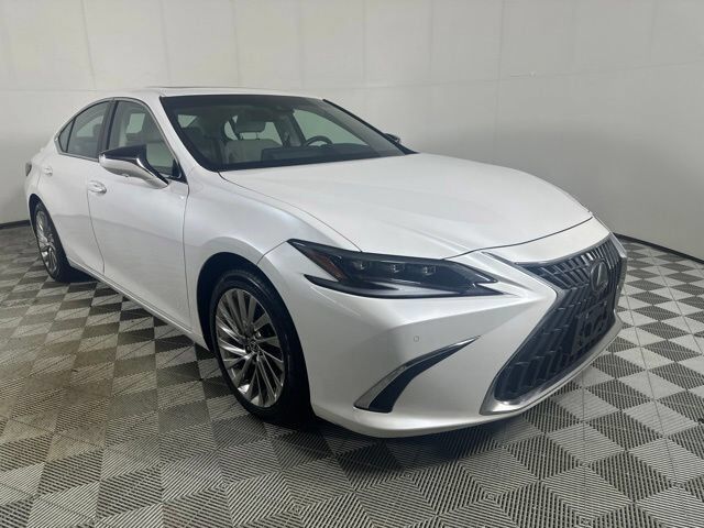 2023 LEXUS ES