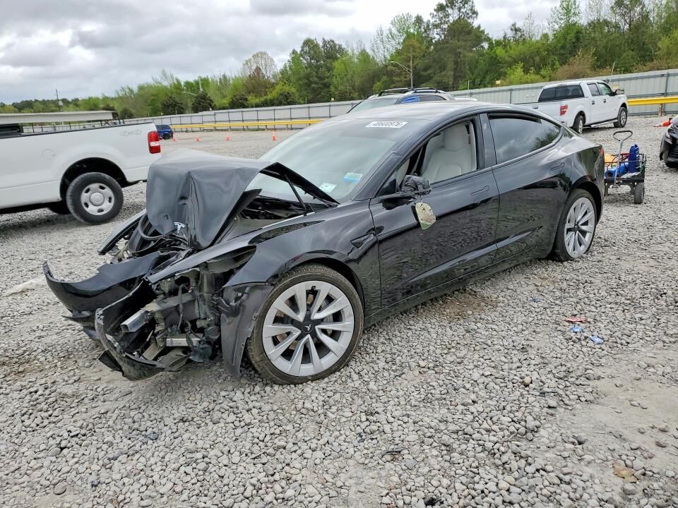 2022 TESLA Model 3