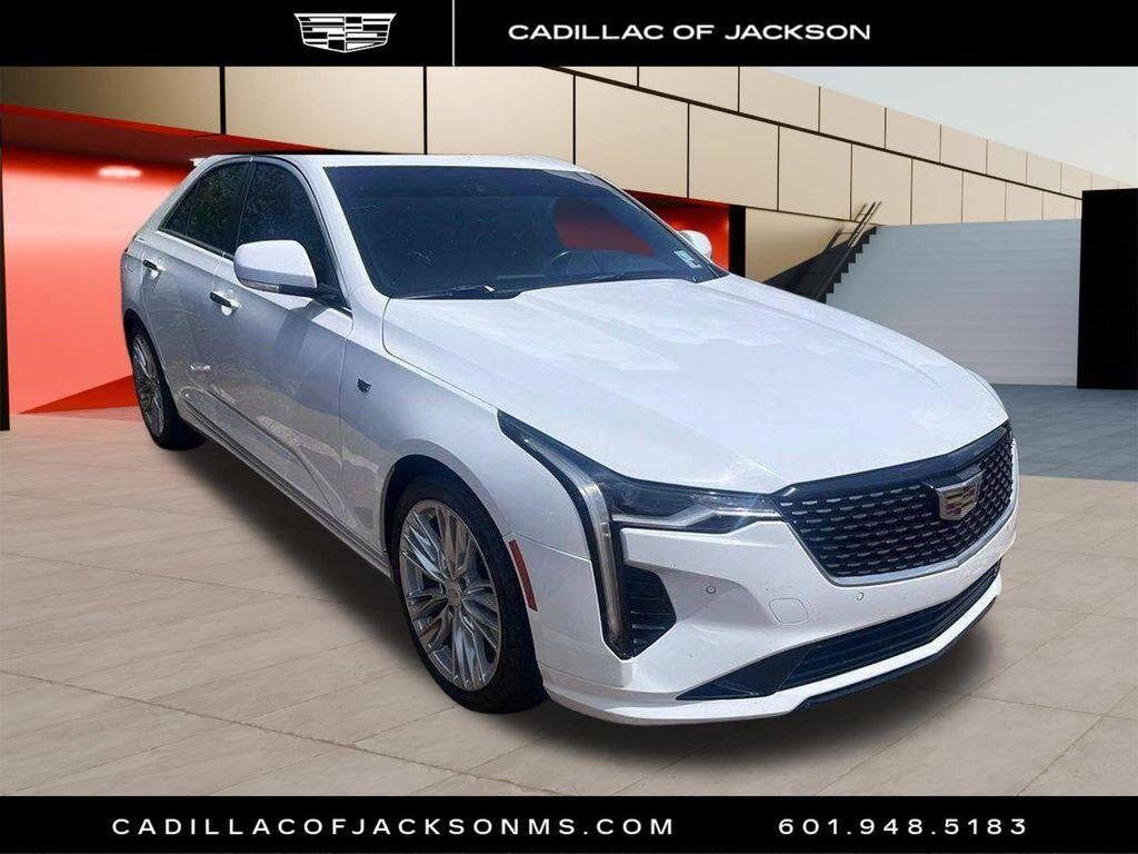 2023 CADILLAC CT4