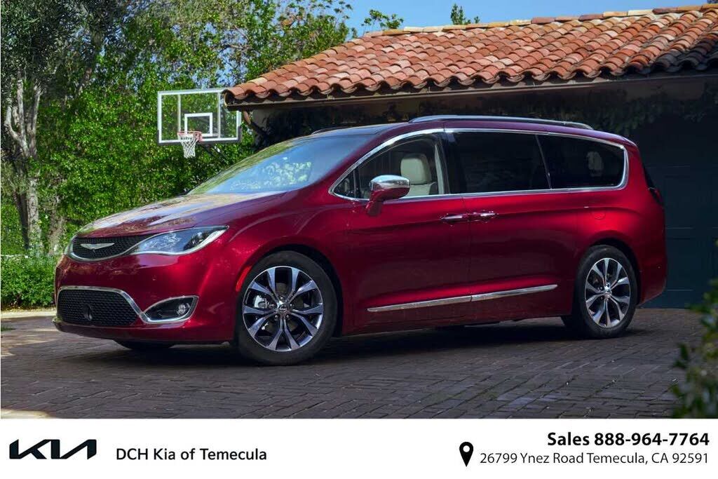 2017 CHRYSLER Pacifica