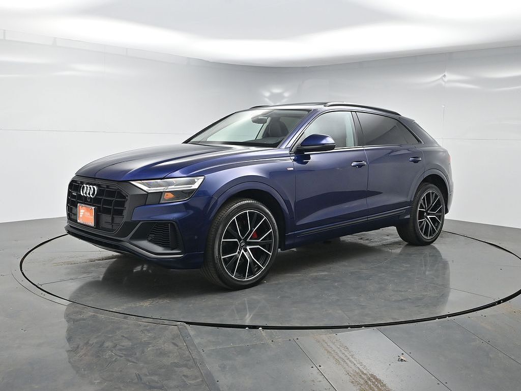 2020 AUDI Q8