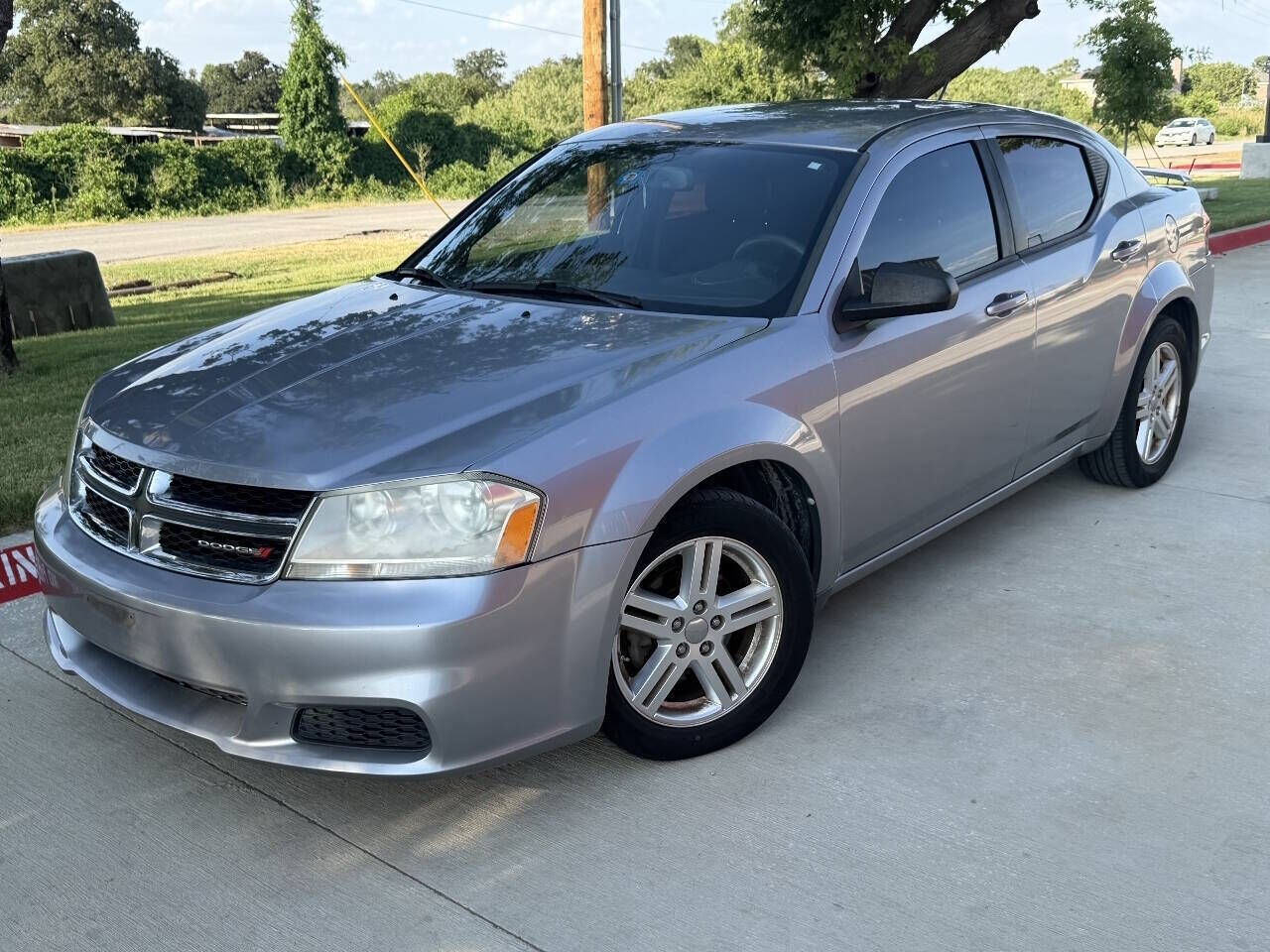 2013 DODGE Avenger