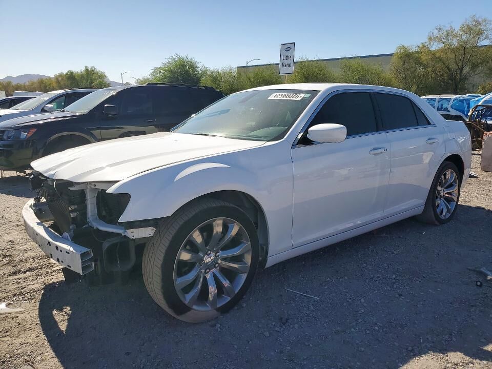 2019 CHRYSLER 300