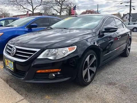 2010 VOLKSWAGEN Passat