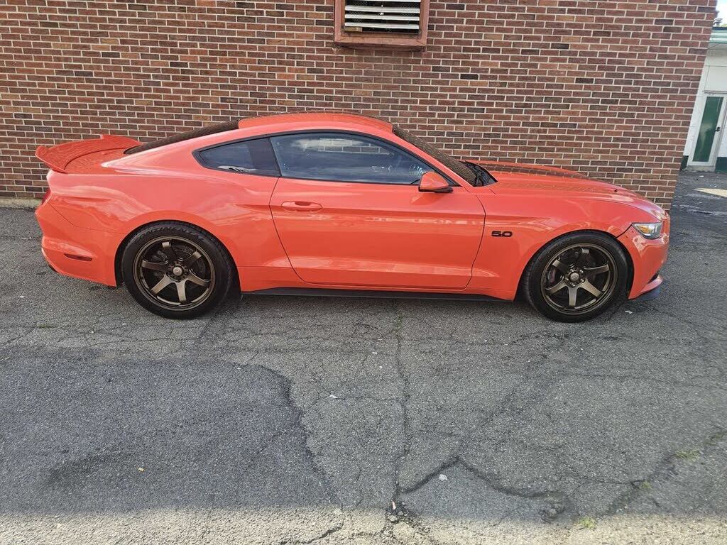 2016 FORD Mustang