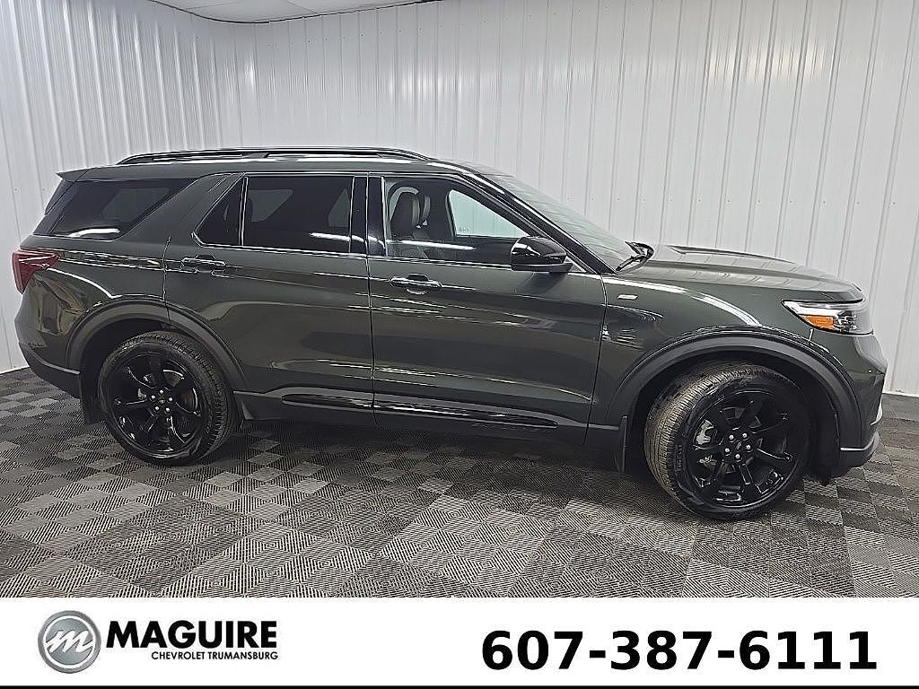 2023 FORD Explorer