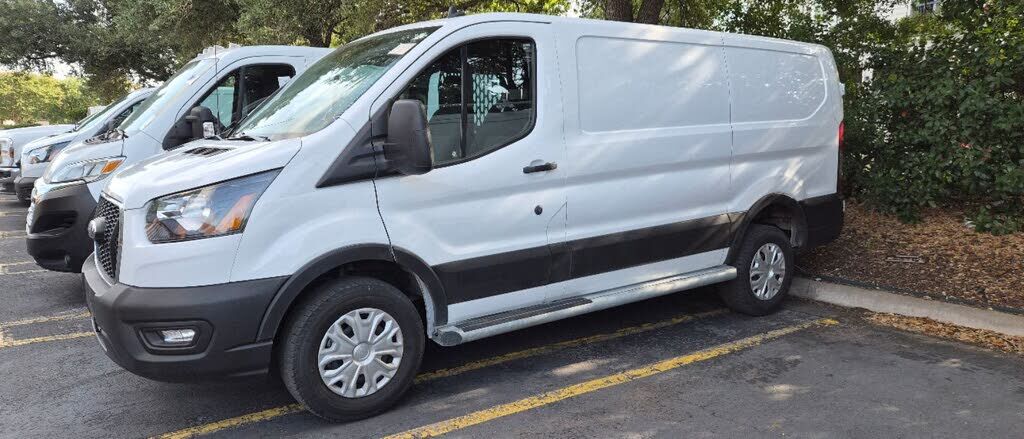 2025 FORD Transit