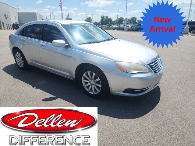 2011 CHRYSLER 200