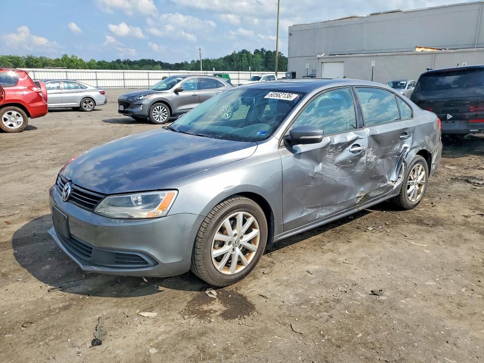 2012 VOLKSWAGEN Jetta