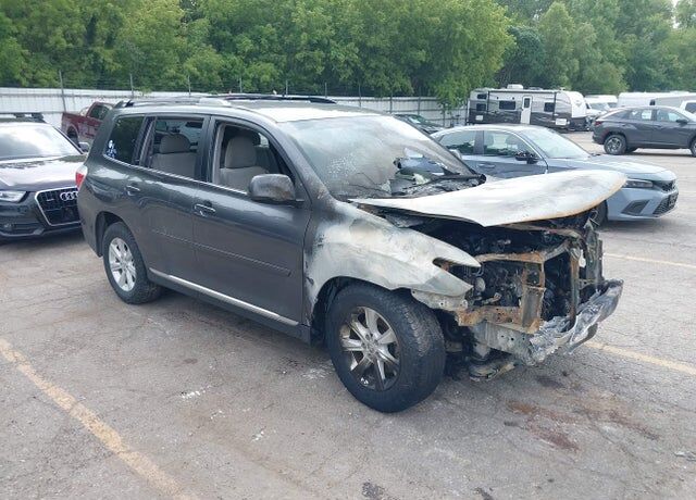 2012 TOYOTA Highlander