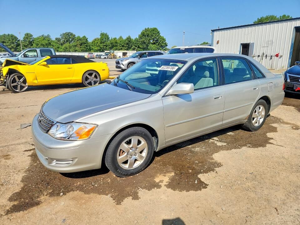2003 TOYOTA Avalon