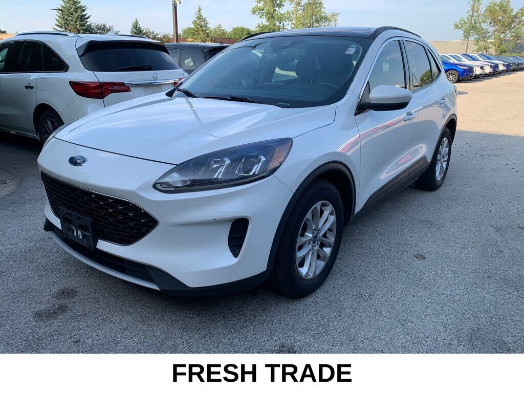 2020 FORD Escape